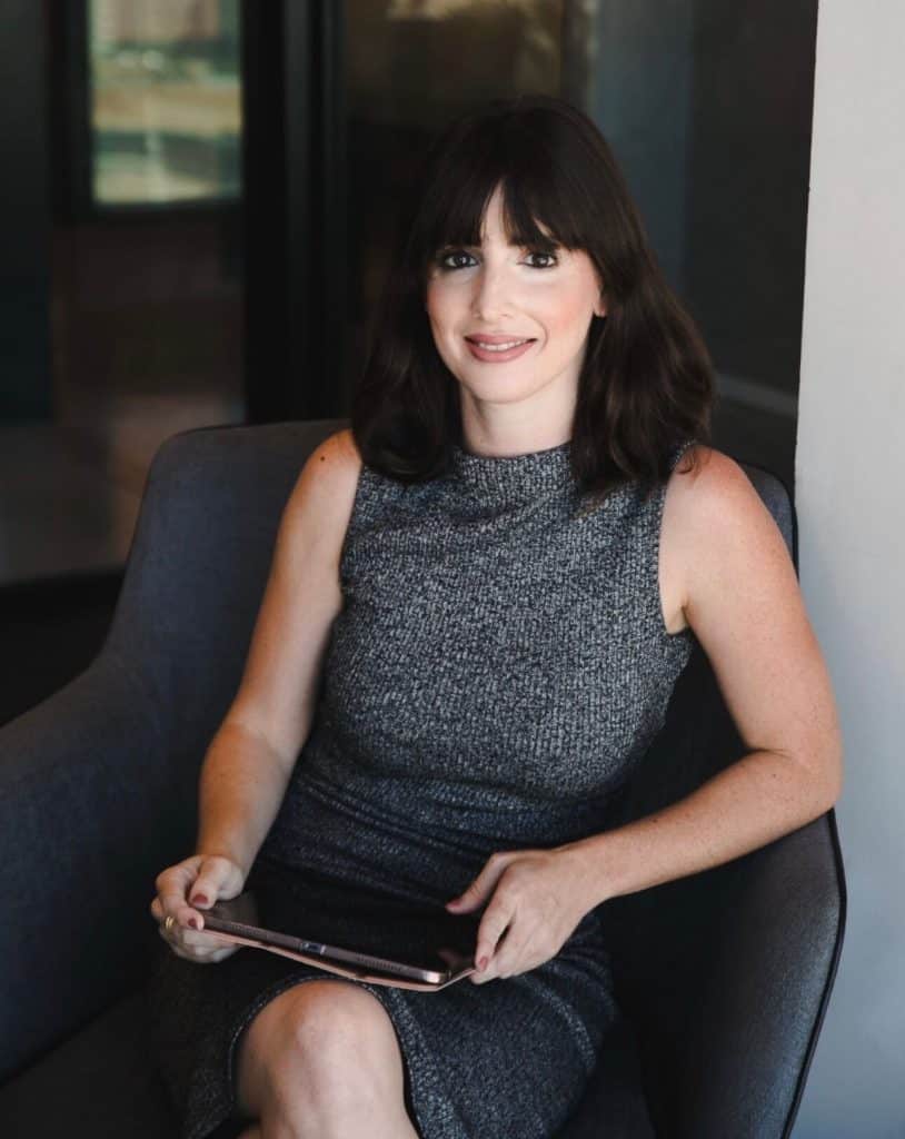 הילה ממליצה על הסדנת כתיבה של אביב דנינו